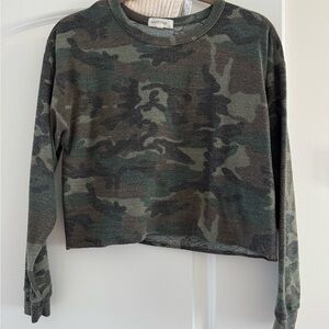 Anistar Women’s Camo Long Sleeve Crop Top